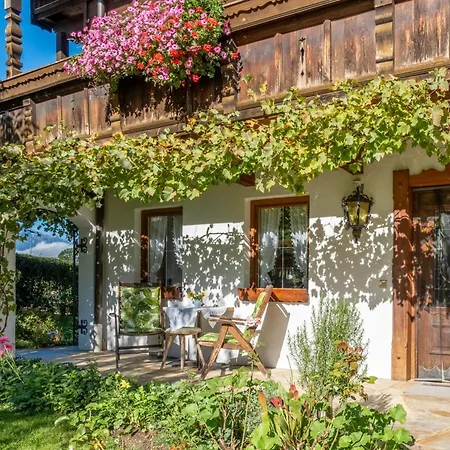 Johanna Und Sonja Reith im Alpbachtal