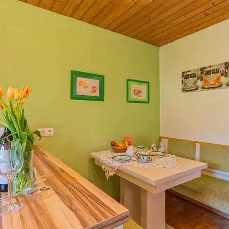 Johanna Und Sonja Apartmán *