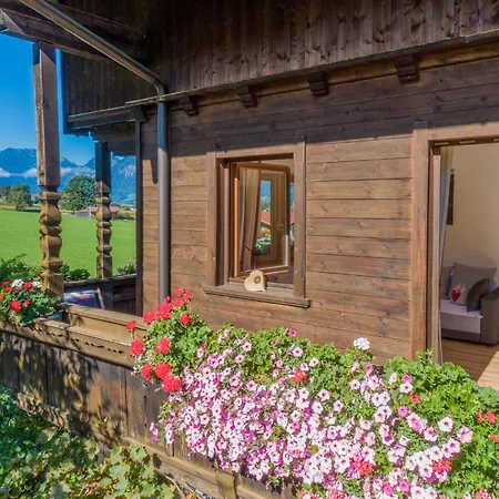 Johanna Und Sonja * Reith im Alpbachtal