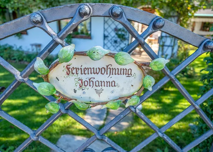 Johanna Und Sonja Reith im Alpbachtal