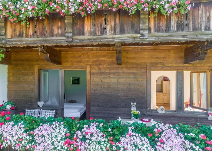 Johanna Und Sonja * Reith im Alpbachtal